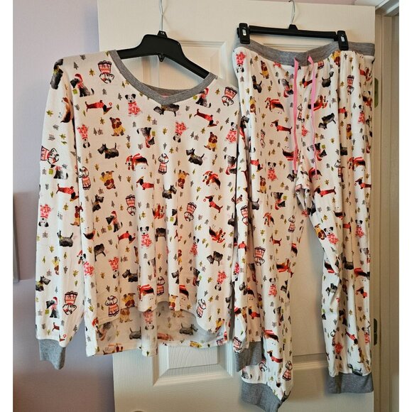 Cuddl Duds Cozy Womens Holiday Pajama Set  Long-Sleeve Top & Pants Gray Trim XXL - Picture 1 of 14